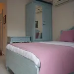 Forever Hotel