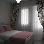 Forever Hotel 2*
