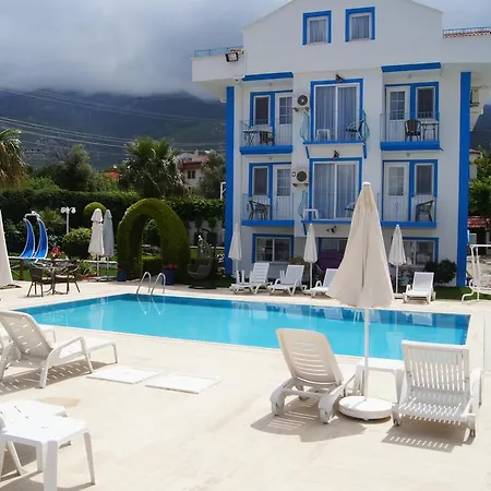 Hotel Forever 2*