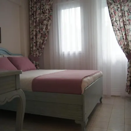 Otel Forever