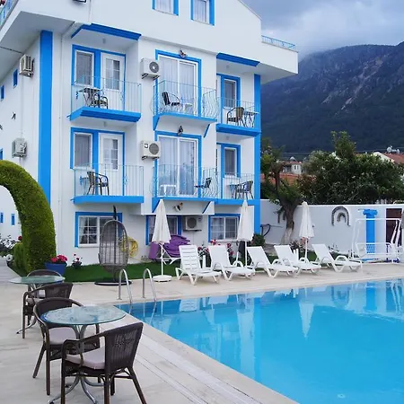 Otel Forever 2*